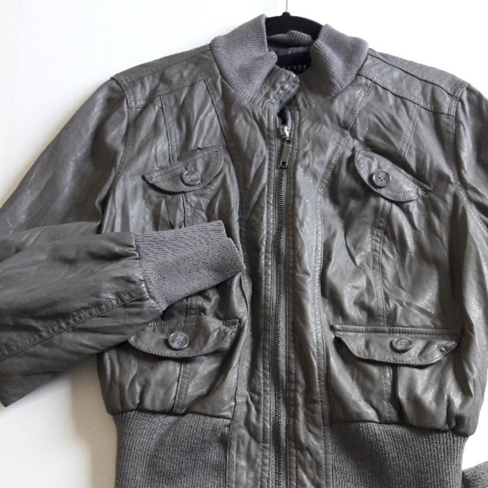 Therapy jacket XL